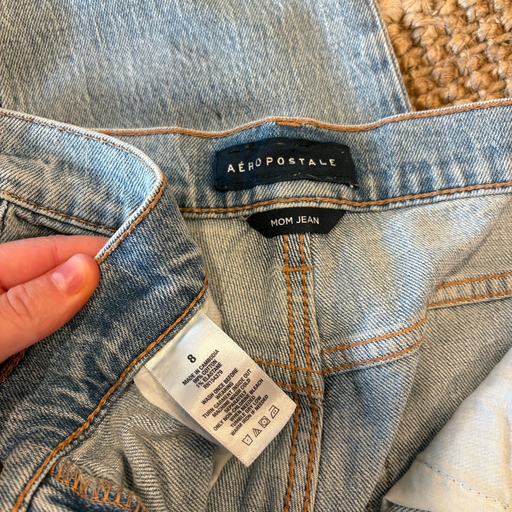 Aeropostale Light Blue Mom Jeans - Picture 2 of 3
